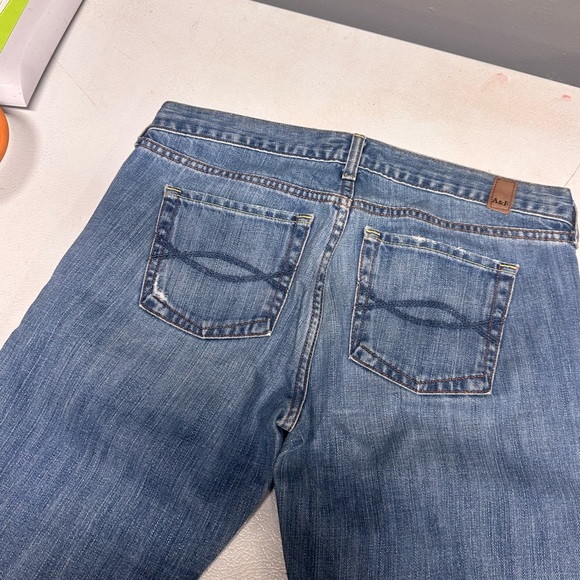 Abercrombie wide leg women’s jeans - Picture 3 of 5